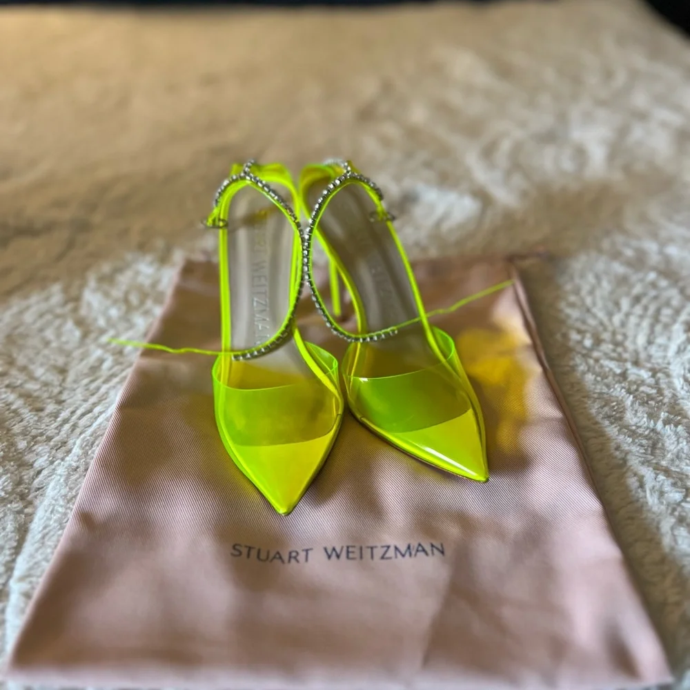 Stuart Weitzman. Neon Green. Size 6.5. - Picture 2 of 4